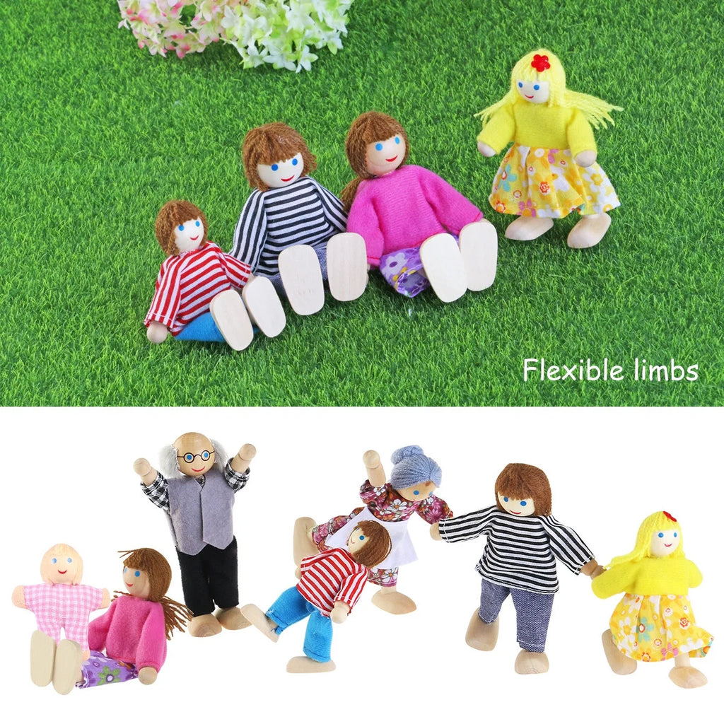 7pcs Wooden Dolls Pretend Play Set R775