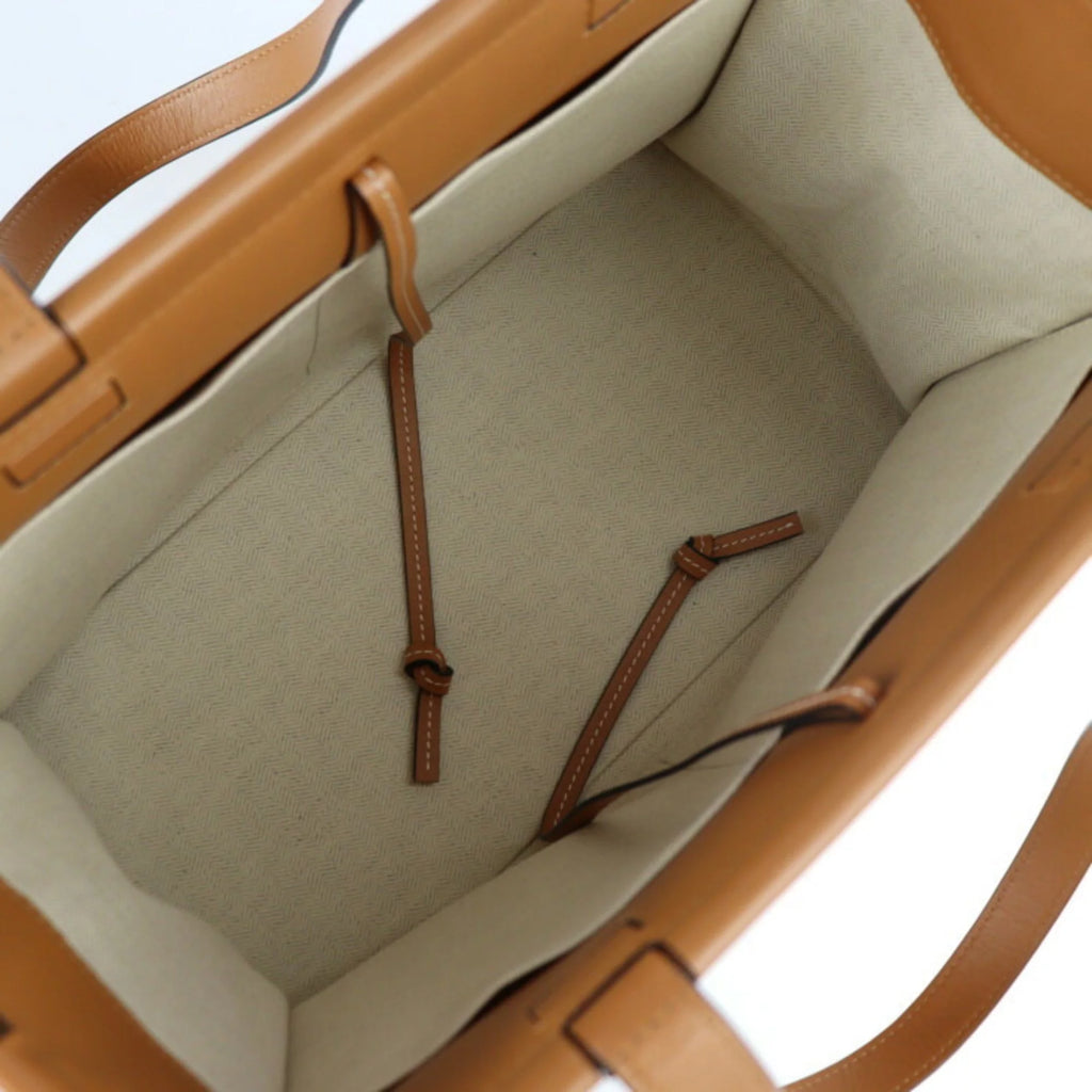 Camel Brown Calf Leather Shoulder Bag M913