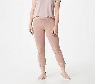 Rose Mist Capri Pant I7127