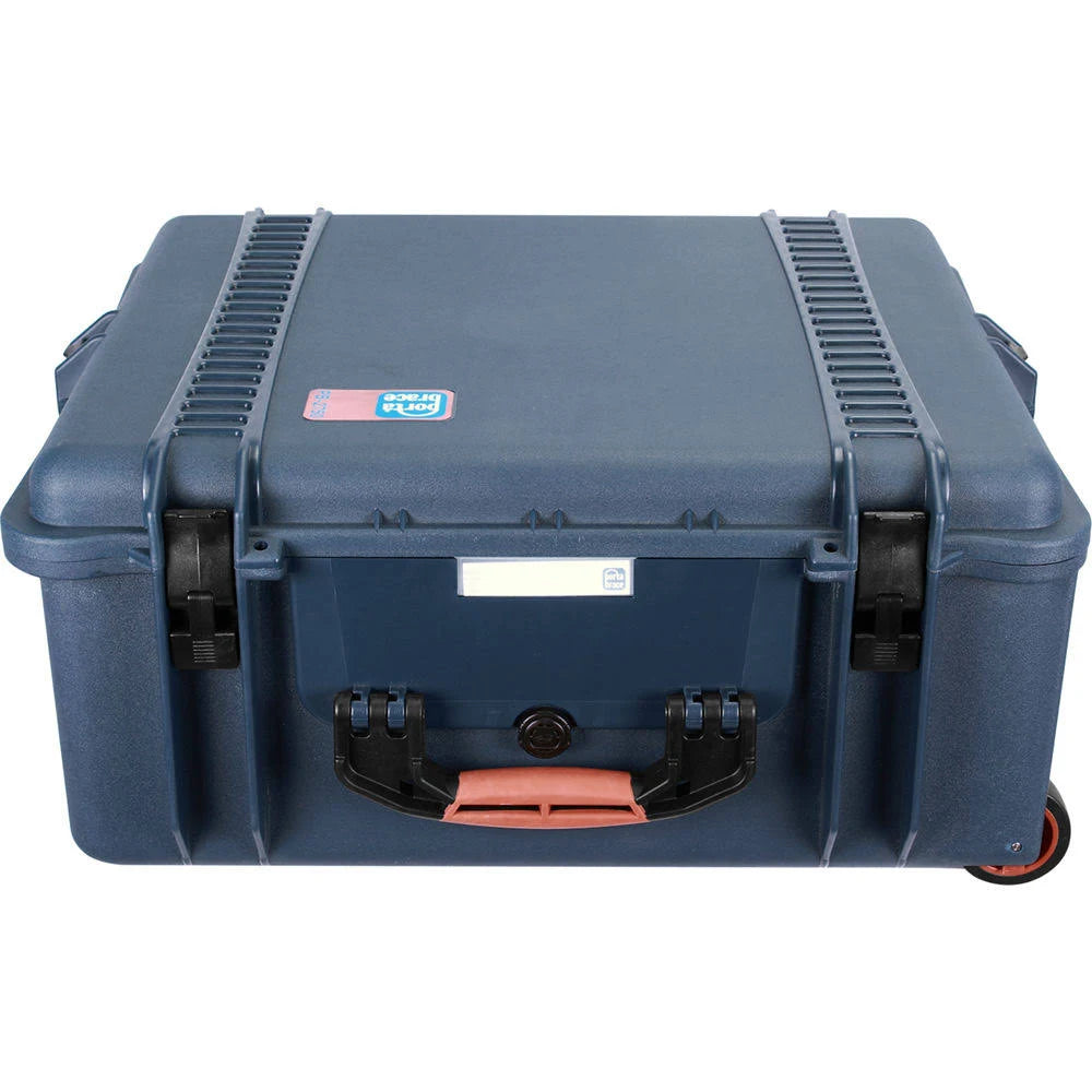 Wheeled Watertight Case with Divider E210
