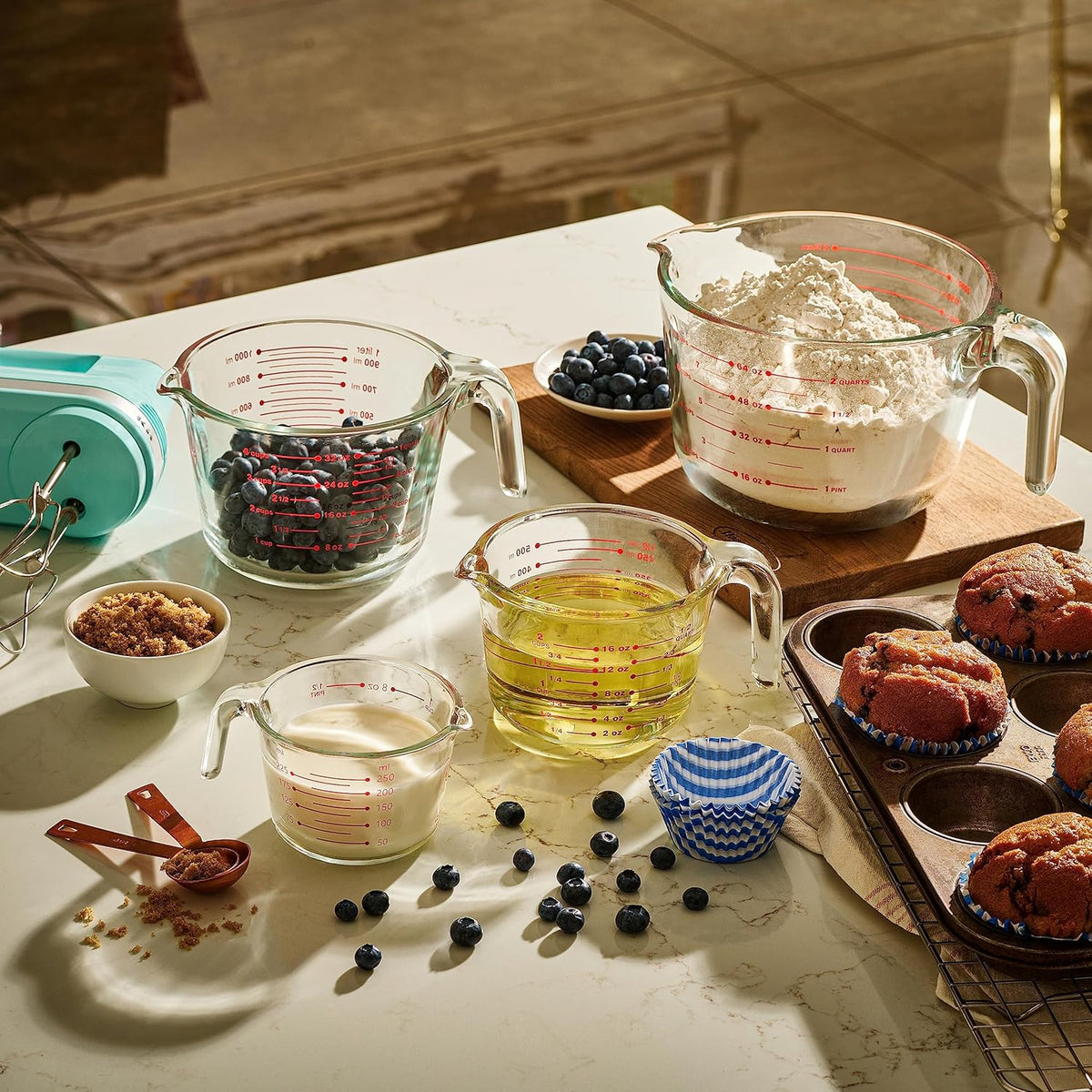 Set of 4 Glass Measuring Cups C55650
