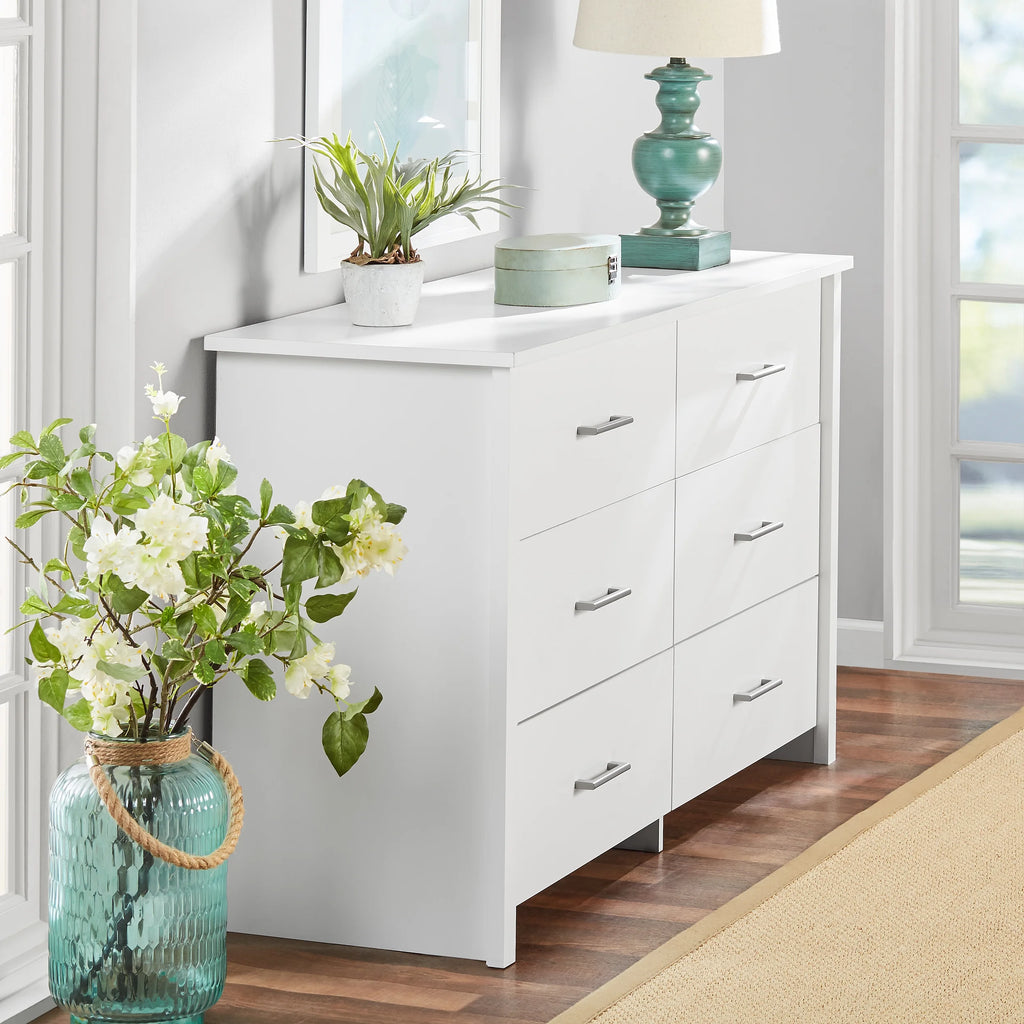 Soft White 6-Drawer Dresser Z578