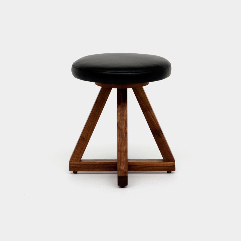 Black Oak Accent Stool R98442