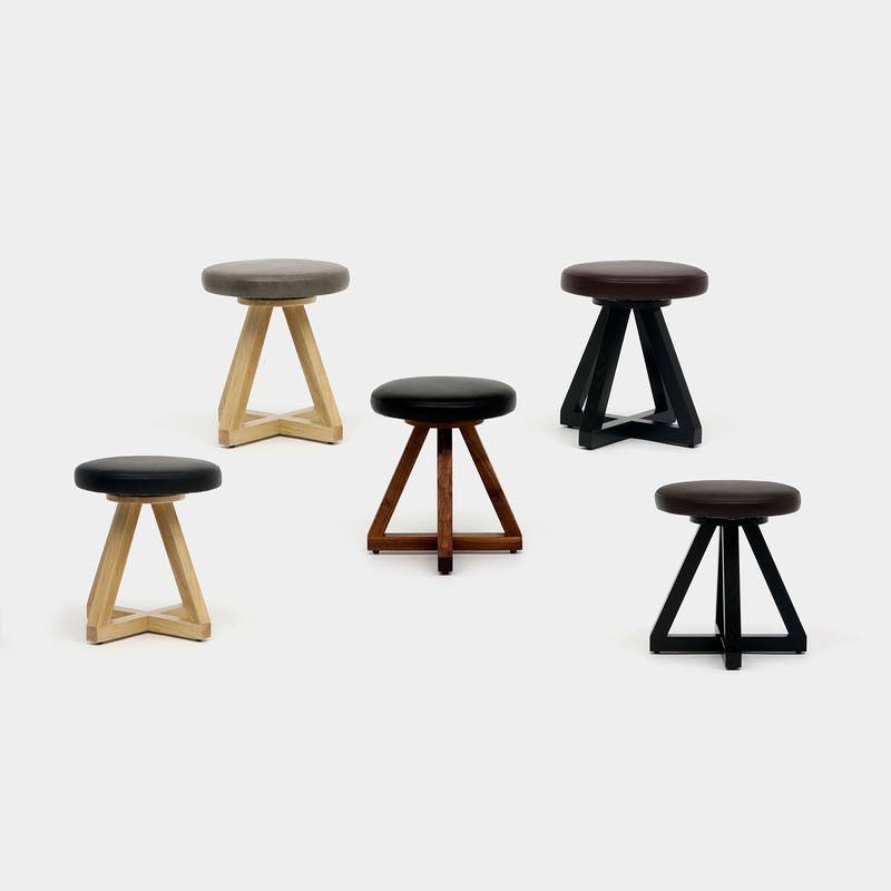 Black Oak Accent Stool R98442
